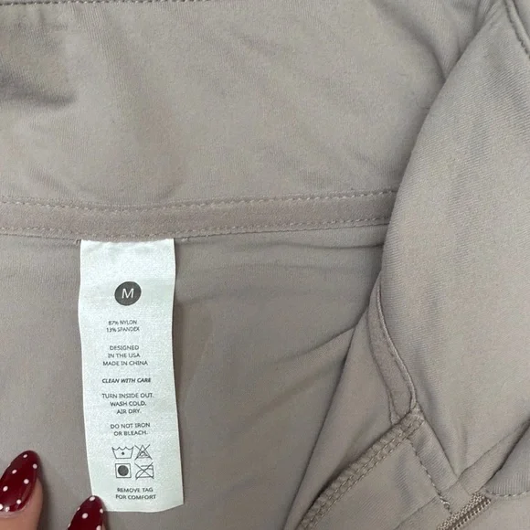 Paragon Fitwear quarter zip long sleeve jacket size medium in tan / taupe color - Picture 3 of 8